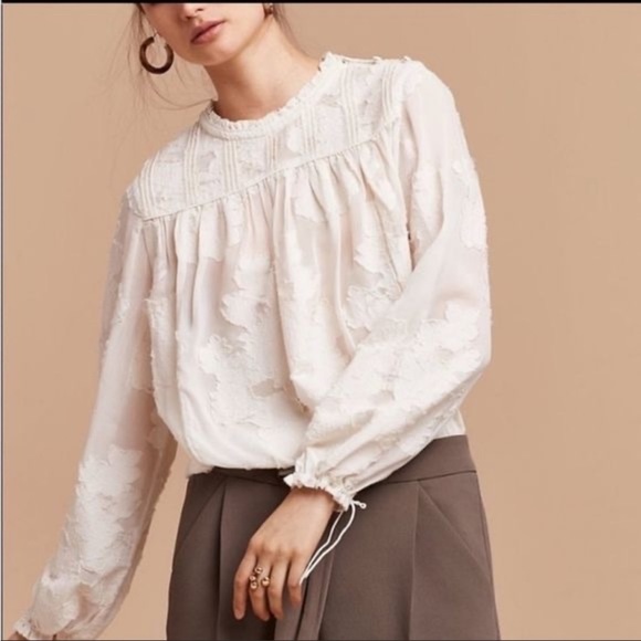 ð
ºAritzia Wilfred Lourdes White Lacey Blouse XXS - Picture 1 of 5